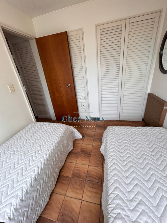 Apartamento ID.233 - Alquiler Invernal y temporada de Apartamento 2 dormitorios en Playa Brava, Punta del Este. 