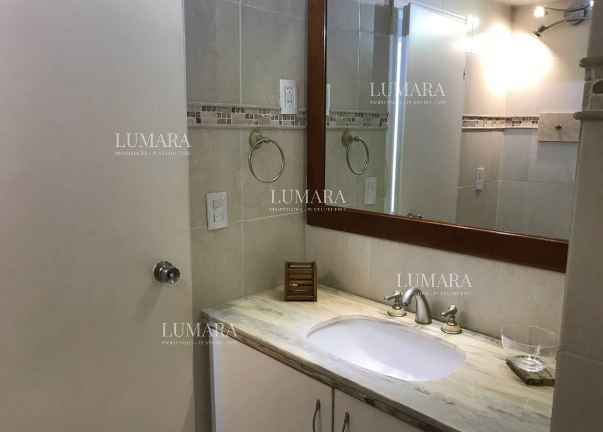 Apartamento ID.213 - Venta de apartamento de 1 dormitorio en La Península, Punta del Este