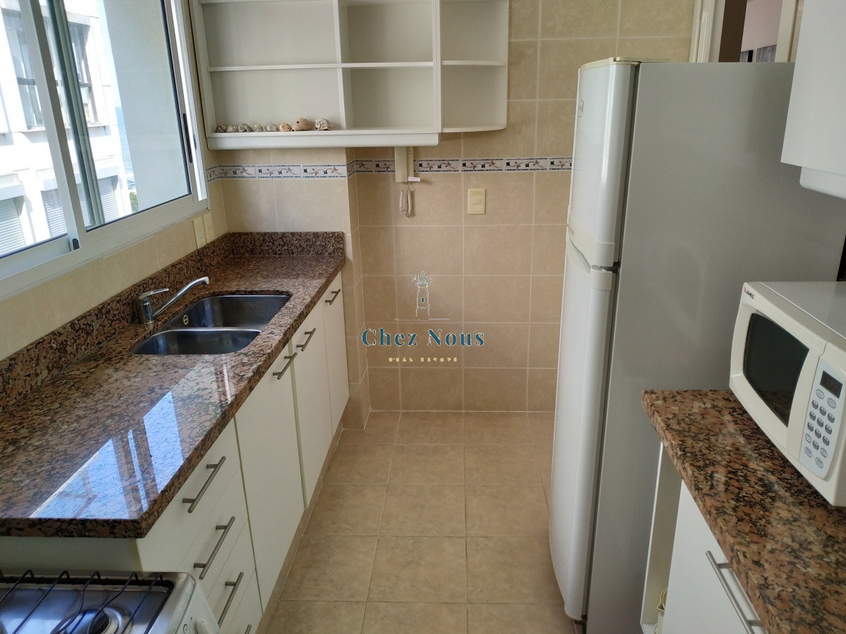 Apartamento ID.215 - Venta de Apartamento 3 dormitorios en Península, Punta del Este.