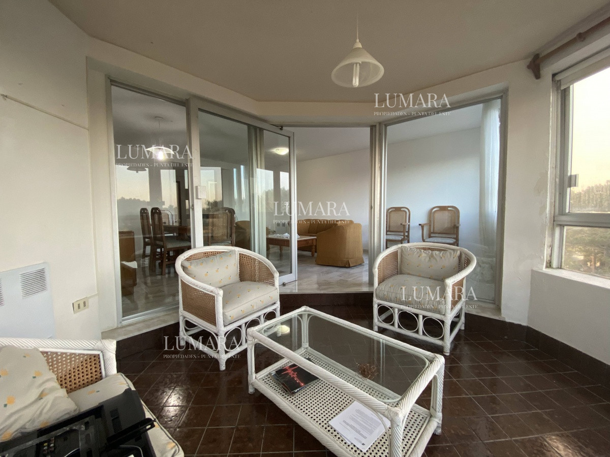 Apartamento ID.1141 - Venta de Apartamento de 3 dormitorios en Roosevelt, Punta del Este