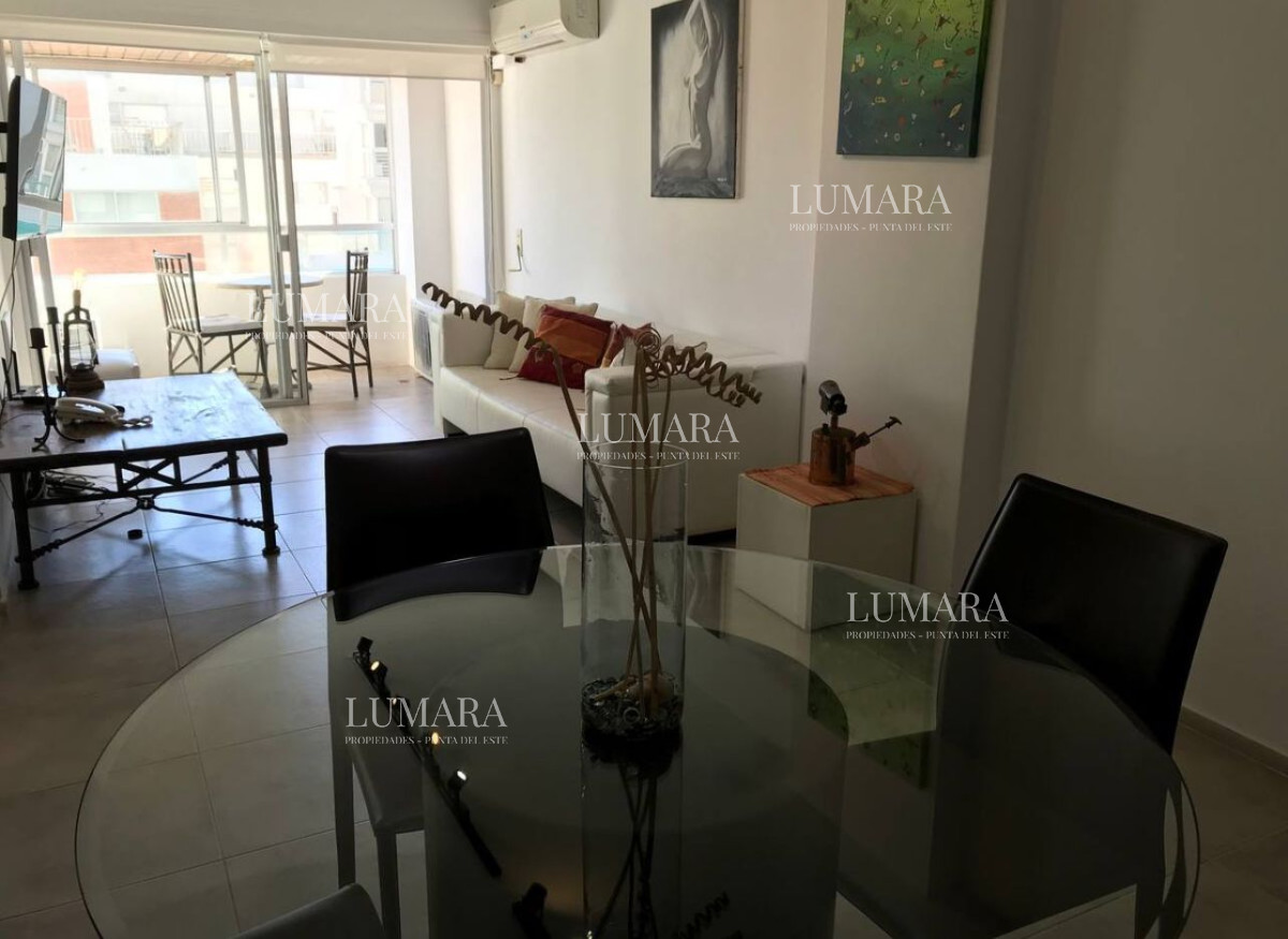 Apartamento ID.213 - Venta de apartamento de 1 dormitorio en La Península, Punta del Este