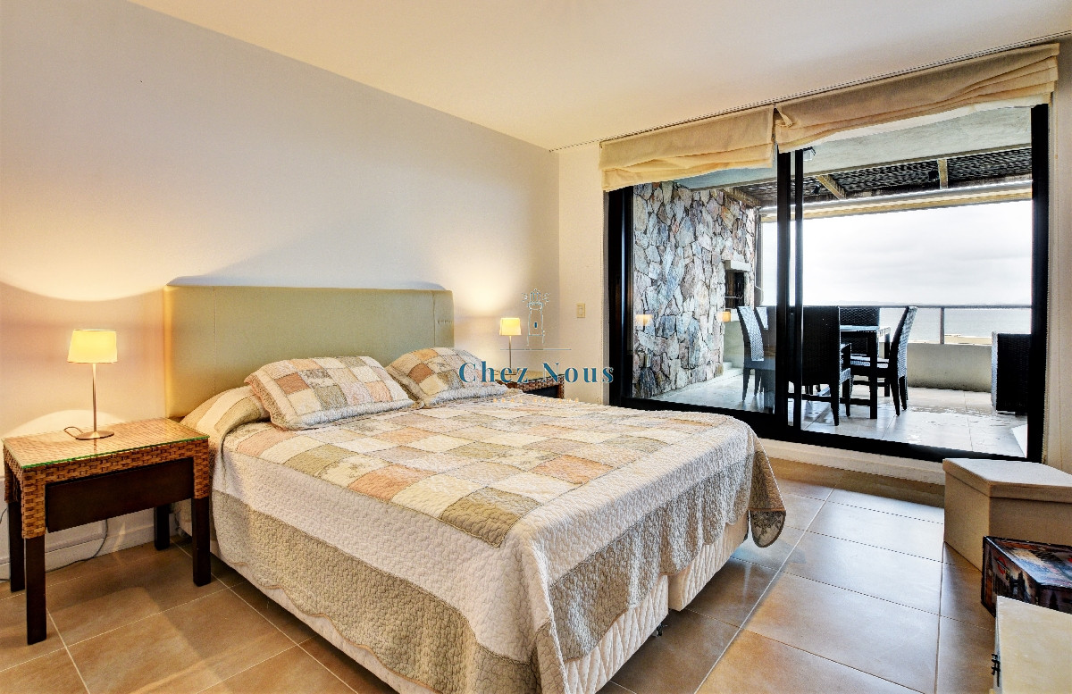 Apartamento ID.227 - Venta de Apartamento, 2 dormitorios. Punta Ballena, Punta del Este. 