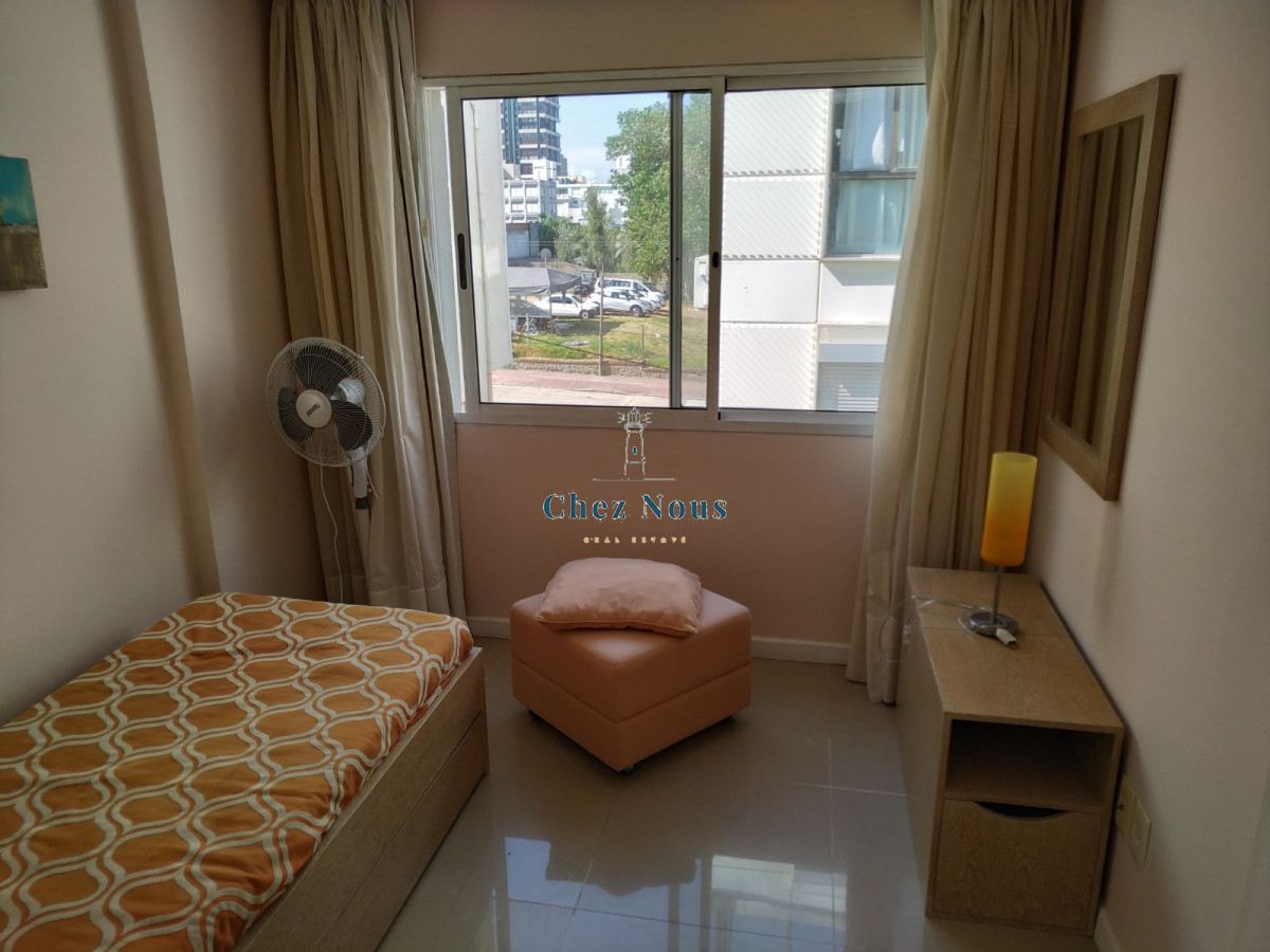 Apartamento ID.215 - Venta de Apartamento 3 dormitorios en Península, Punta del Este.