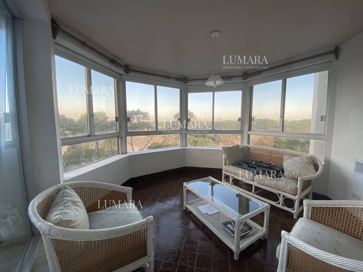 Apartamento ID.1141 - Venta de Apartamento de 3 dormitorios en Roosevelt, Punta del Este