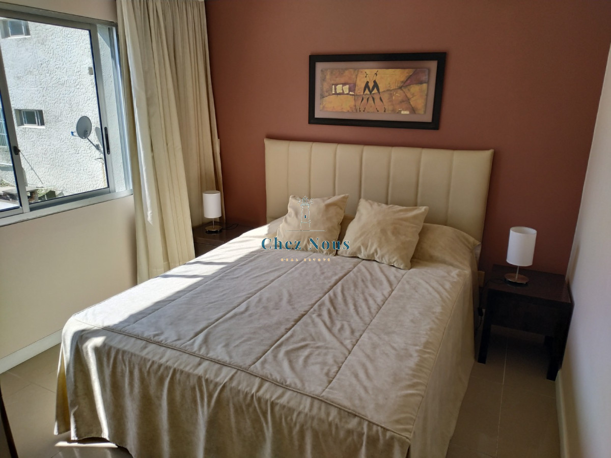 Apartamento ID.215 - Venta de Apartamento 3 dormitorios en Península, Punta del Este.