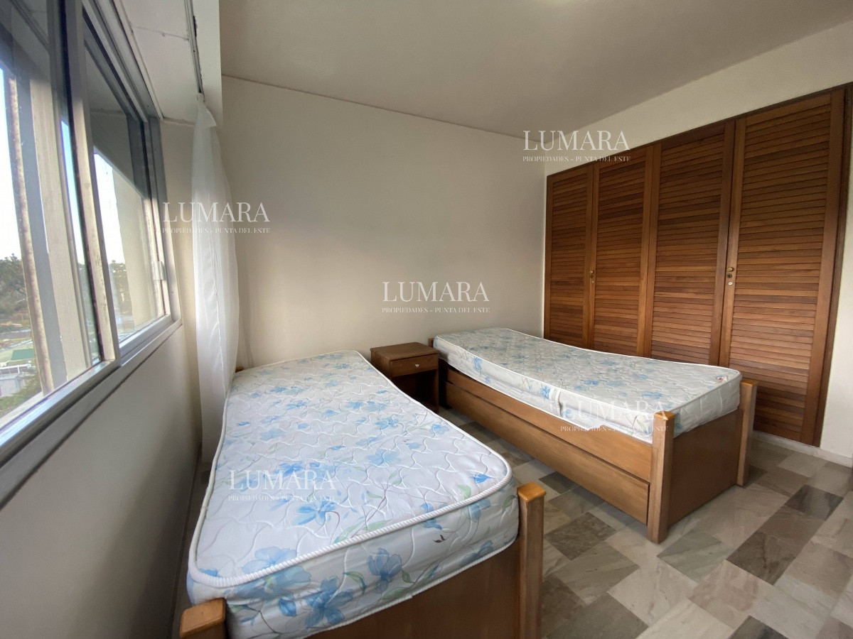 Apartamento ID.1141 - Venta de Apartamento de 3 dormitorios en Roosevelt, Punta del Este