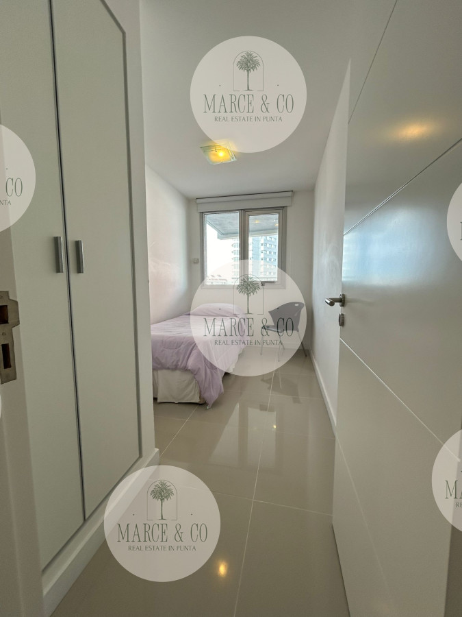 Apartamento ID.880 - Venta de Apartamento en Playa Brava, Punta del Este, Uruguay