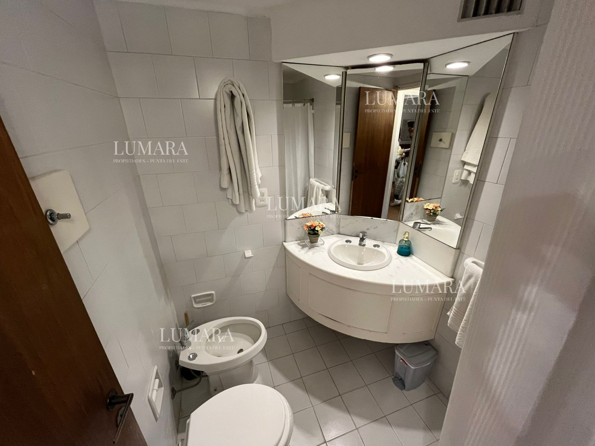 Apartamento ID.208 - Venta apartamento 2 dormitorios sobre Roosevelt