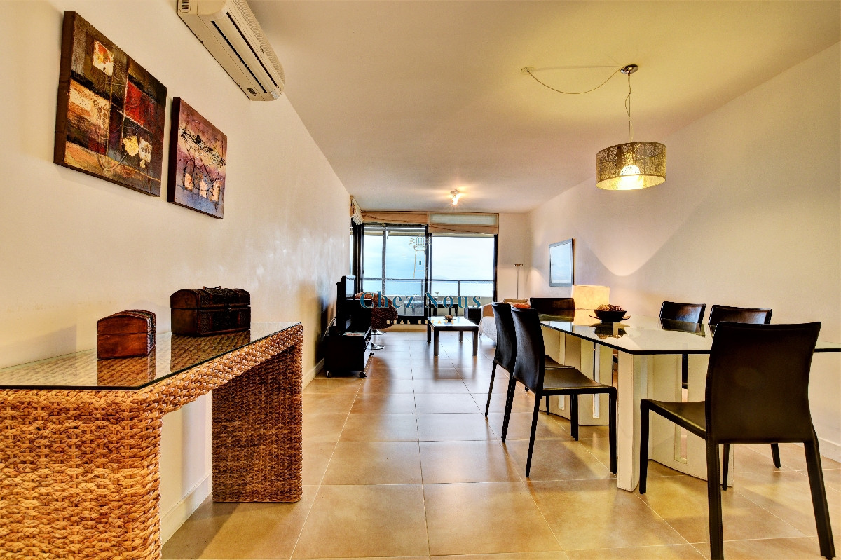 Apartamento ID.227 - Venta de Apartamento, 2 dormitorios. Punta Ballena, Punta del Este. 