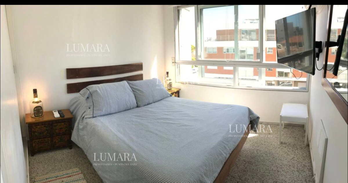 Apartamento ID.213 - Venta de apartamento de 1 dormitorio en La Península, Punta del Este