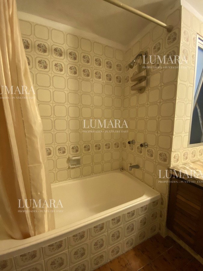 Apartamento ID.1141 - Venta de Apartamento de 3 dormitorios en Roosevelt, Punta del Este