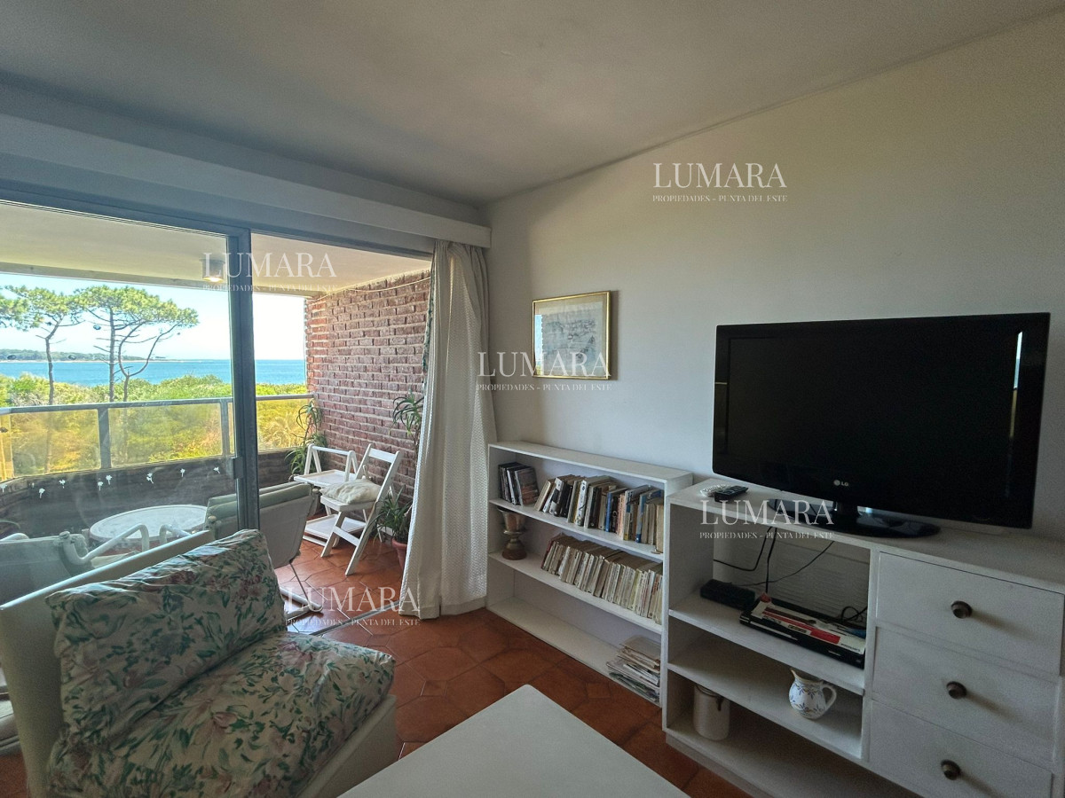 Apartamento ID.1081 - Alquiler invernal de apartamento de 4 dormitorios en Playa Mansa, Punta del Este