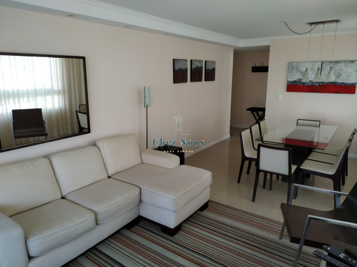 Apartamento ID.215 - Venta de Apartamento 3 dormitorios en Península, Punta del Este.