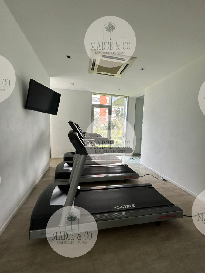Apartamento ID.880 - Venta de Apartamento en Playa Brava, Punta del Este, Uruguay
