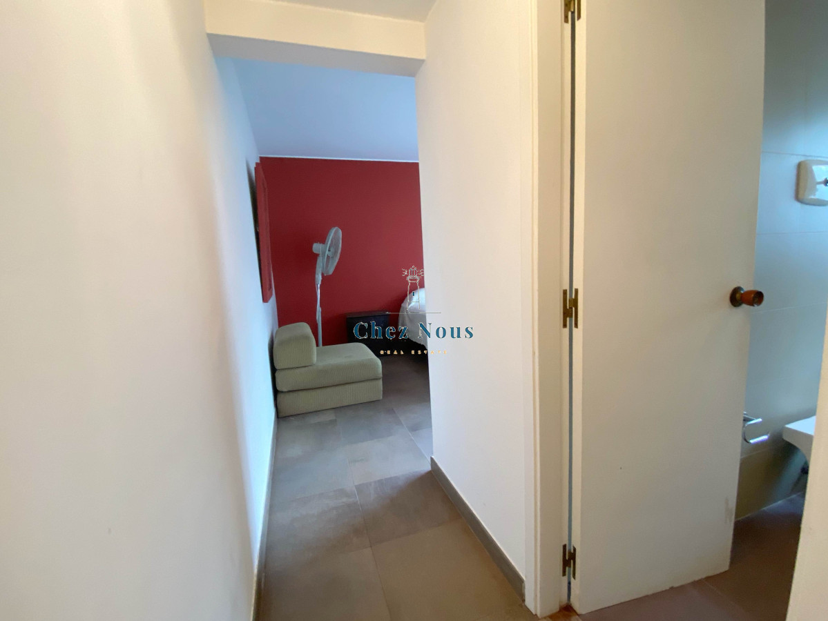 Apartamento ID.209 - Venta de Apartamento 2 dormitorios en Playa Mansa, Punta del Este.