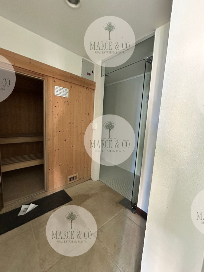 Apartamento ID.880 - Venta de Apartamento en Playa Brava, Punta del Este, Uruguay