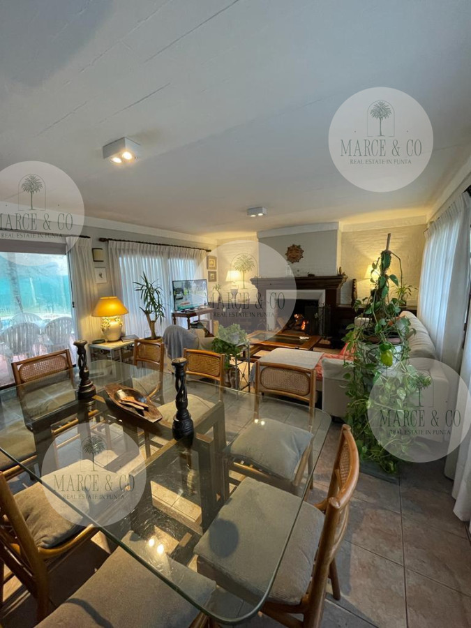 Casa ID.724 - Venta de casa de 4 dormitorios en Beverly Hills, Punta del Este
