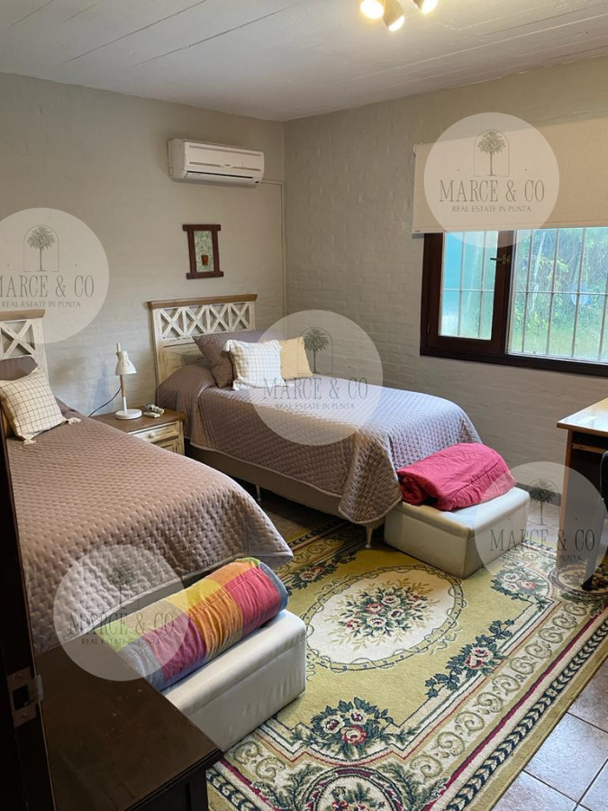 Casa ID.724 - Venta de casa de 4 dormitorios en Beverly Hills, Punta del Este