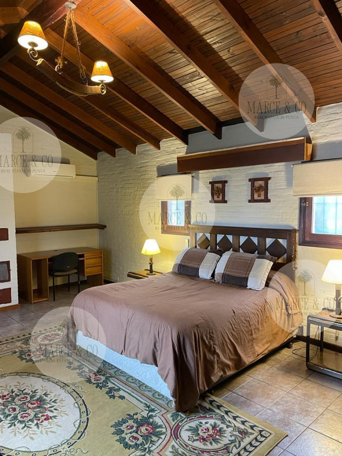 Casa ID.724 - Venta de casa de 4 dormitorios en Beverly Hills, Punta del Este
