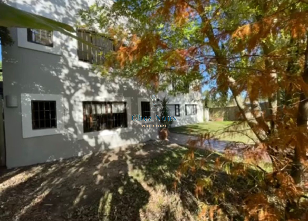 Casa ID.724 - Venta de casa de 4 dormitorios en Beverly Hills, Punta del Este