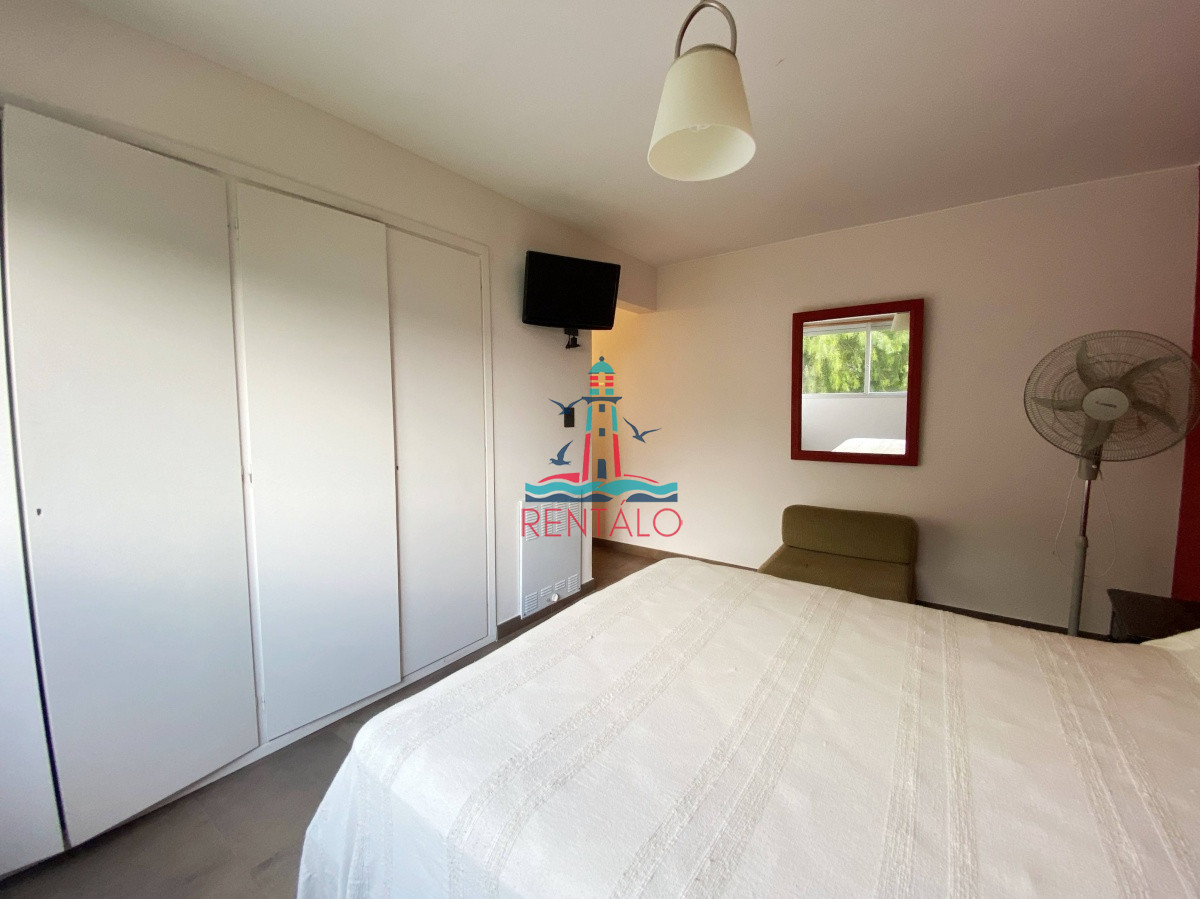 Apartamento ID.310 - Venta de Apartamento 2 dormitorios en Playa Mansa, Punta del Este.