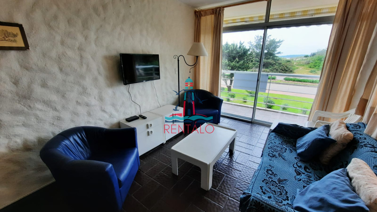 Apartamento ID.140 - Venta de apartamento de dos dormitorios en Playa Mansa, Punta del Este, Uruguay 