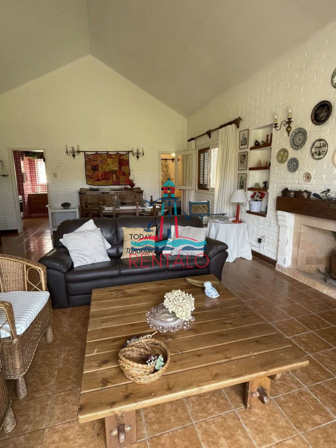 Casa ID.625 - Alquiler de casa en punta del este de 3 dormitorios a una cuadra de la playa