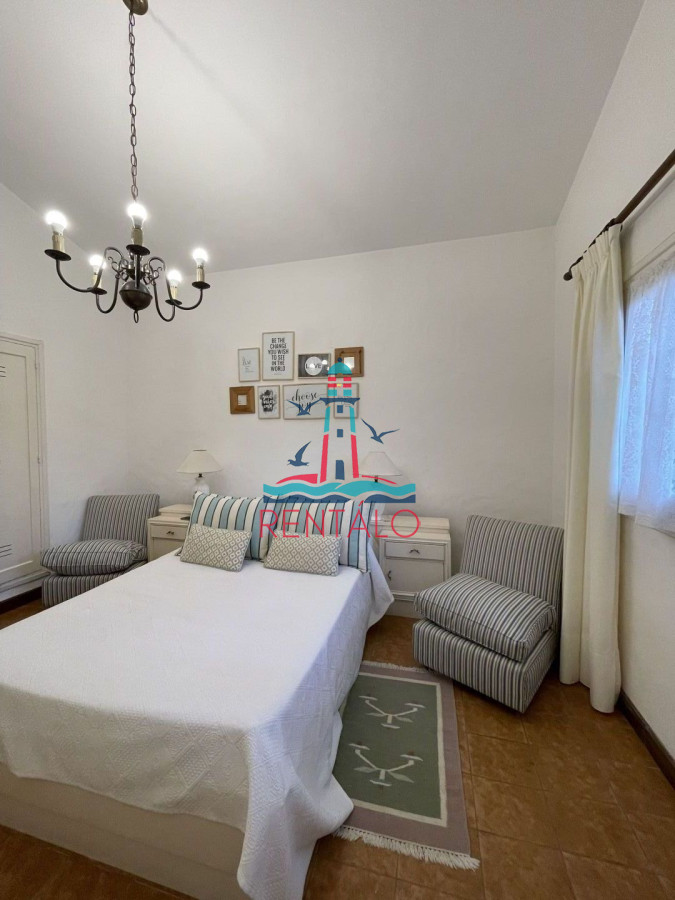 Casa ID.625 - Alquiler de casa en punta del este de 3 dormitorios a una cuadra de la playa