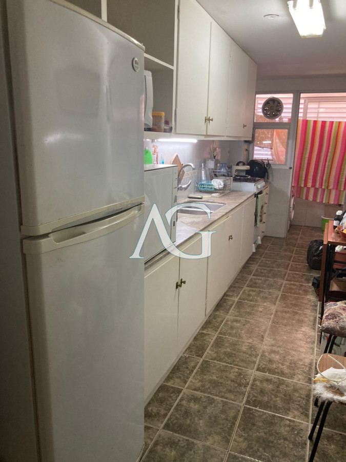Apartamento ID.56 - Alquiler temporario de Apartamento de 4 dormitorios en Playa Mansa, Punta del Este