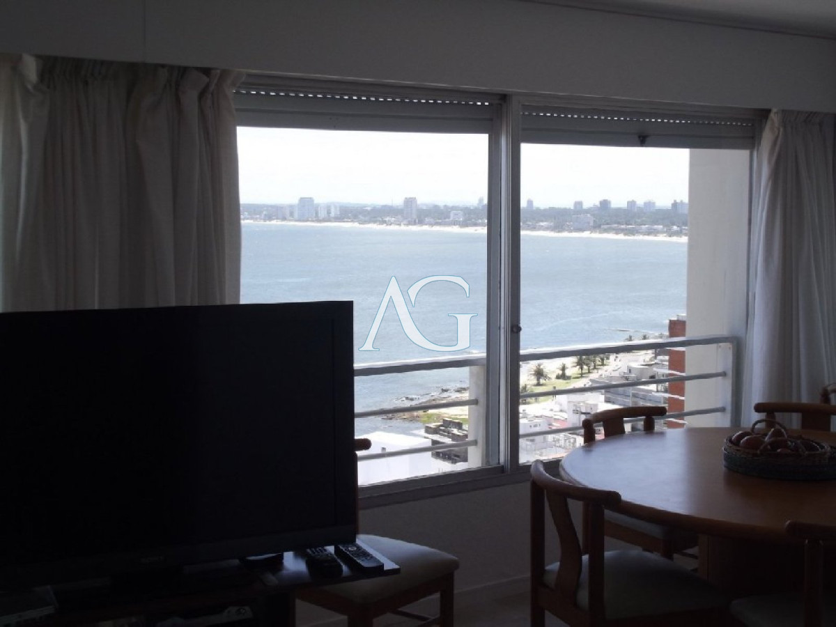 Apartamento ID.72 - Venta apartamento 3 dormitorios, Península, Punta del Este.