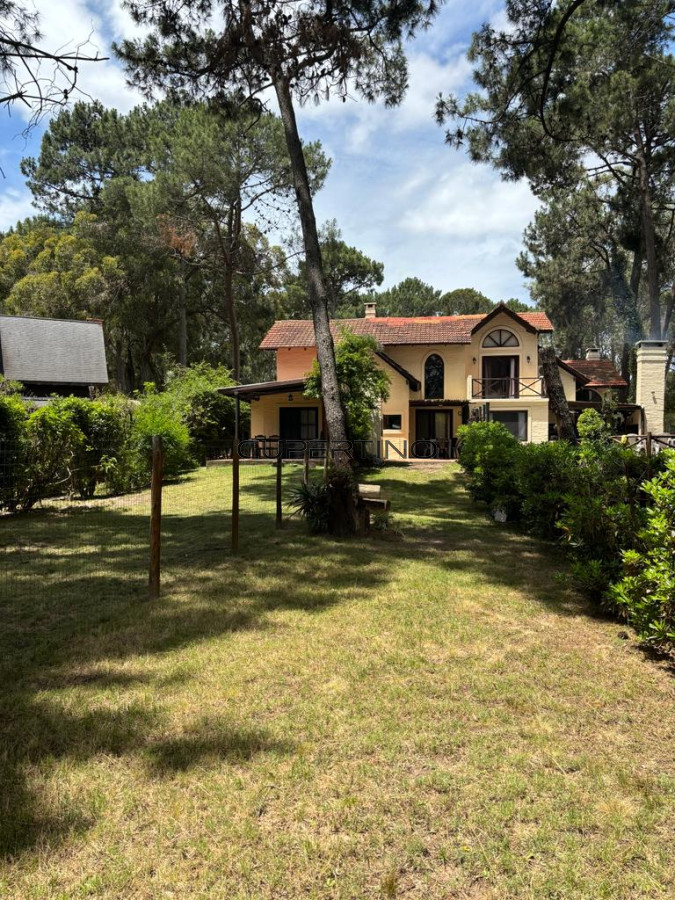 Casa en Punta Ballena, Complejo Solanas — foto 1