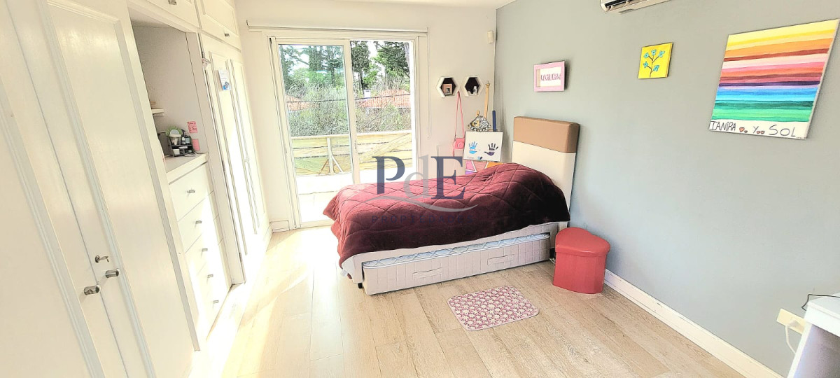 Casa en venta de 4 dormitorios, 4 baños en Marly, Punta del Este. - Imagen 16