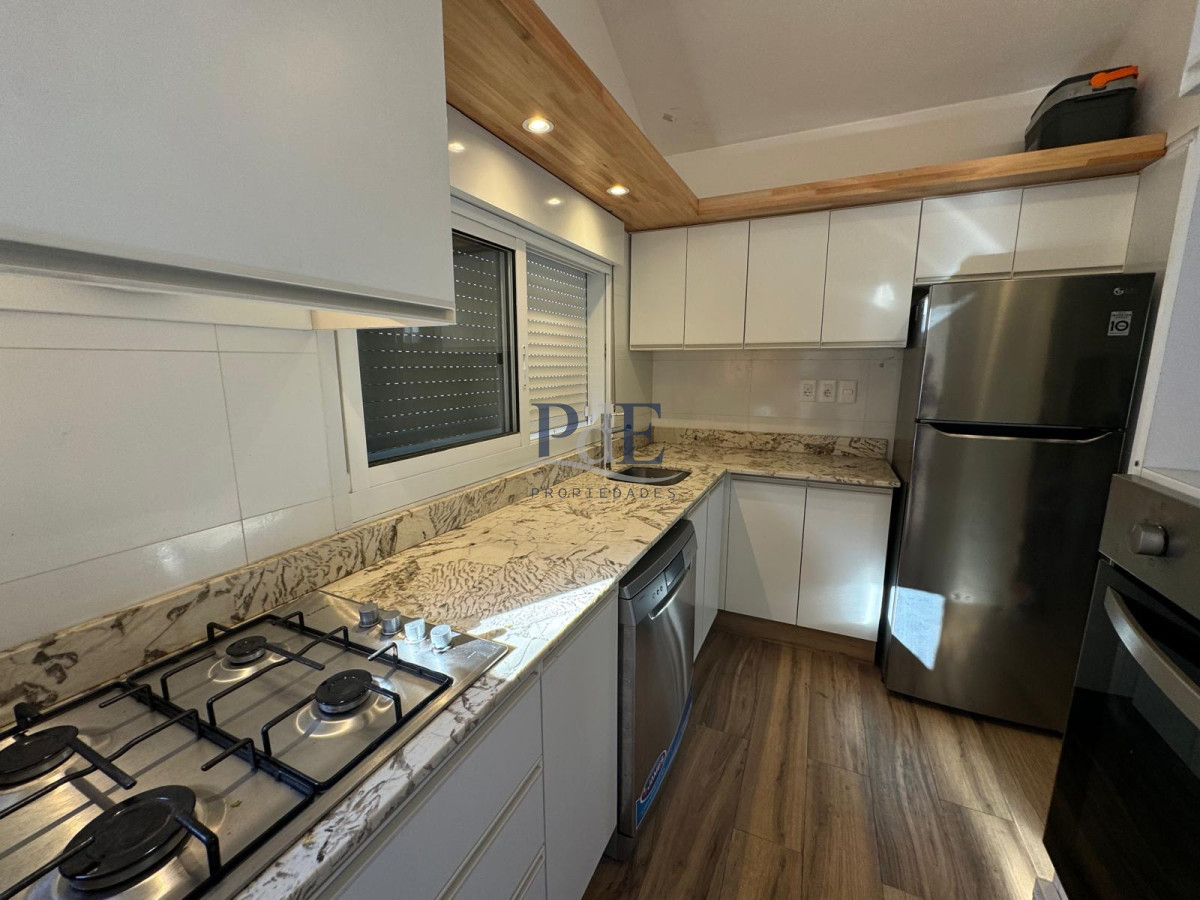 Casa ubicada en Playa Mansa, 3 dormitorios. Parada 13. - Imagen 12