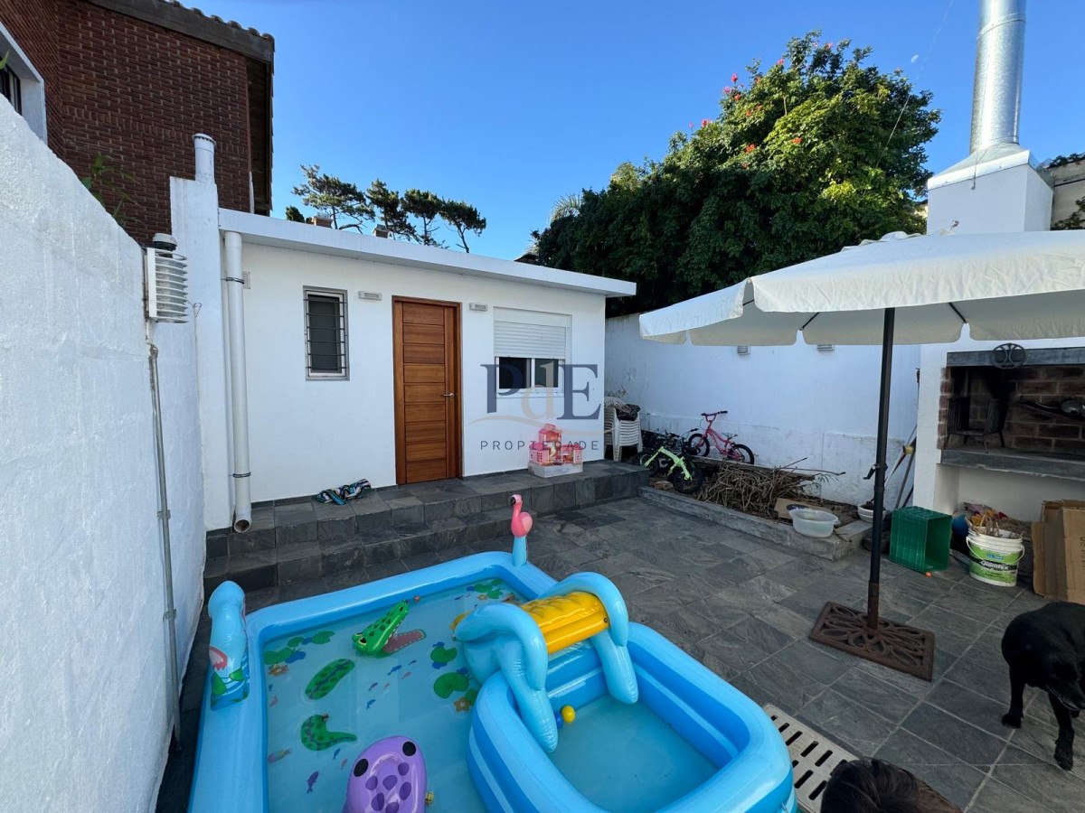 Casa ubicada en Playa Mansa, 3 dormitorios. Parada 13. - Imagen 26