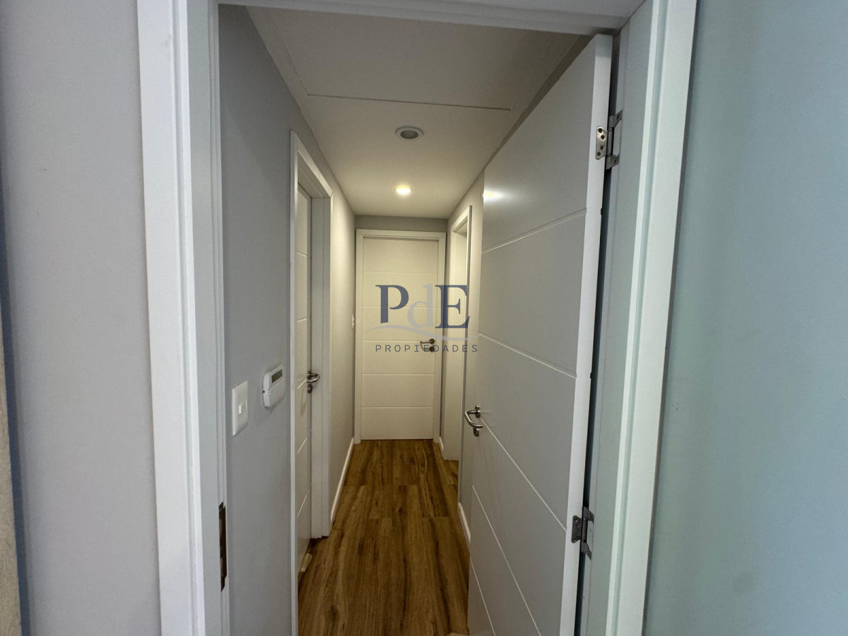 Casa ubicada en Playa Mansa, 3 dormitorios. Parada 13. - Imagen 10