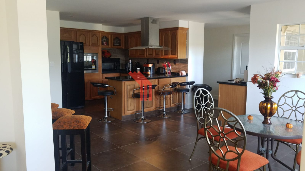 Casa ID.109 - Venta de Casa, en Cumbres de Carrasco