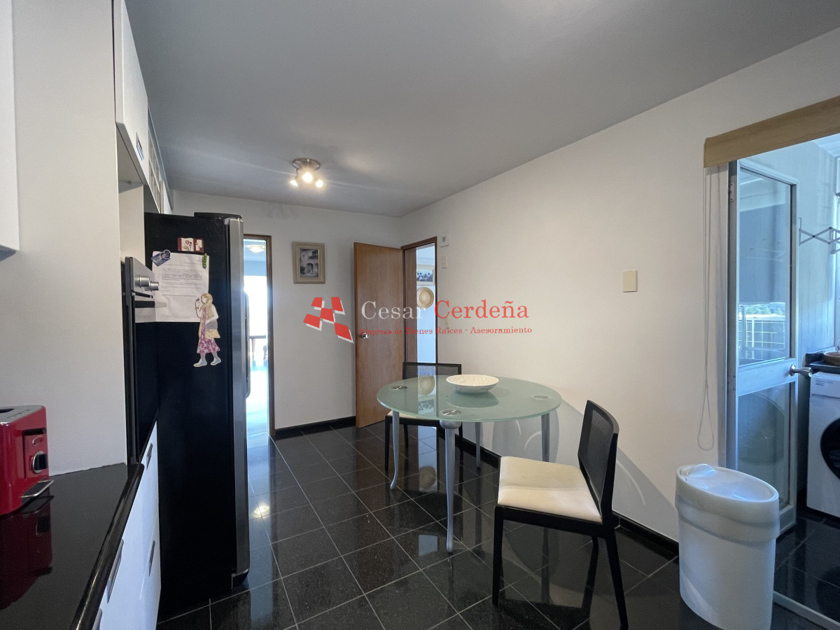 Apartamento ID.1935 - VENTA - APARTAMENTO DE 3 DORMITORIOS EN VENTA