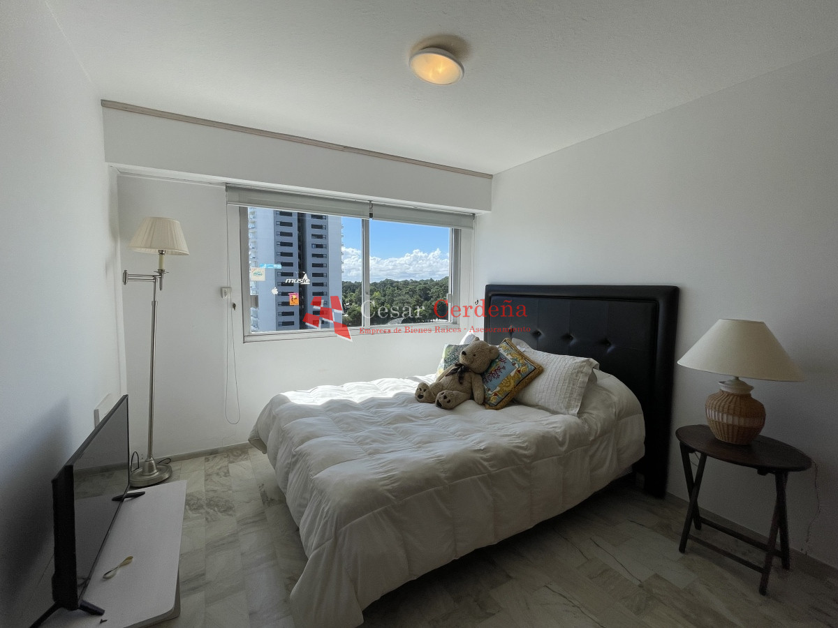 Apartamento ID.1935 - VENTA - APARTAMENTO DE 3 DORMITORIOS EN VENTA
