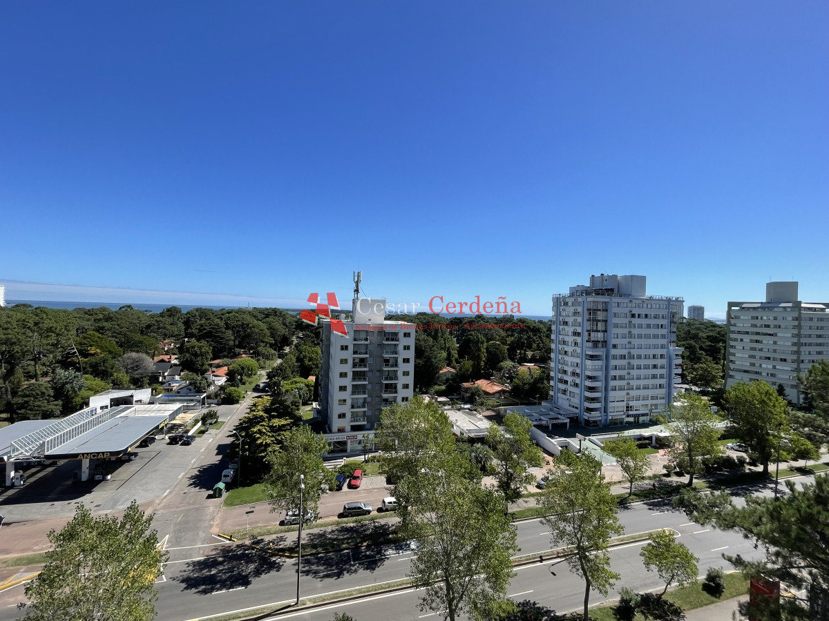 Apartamento ID.1935 - VENTA - APARTAMENTO DE 3 DORMITORIOS EN VENTA