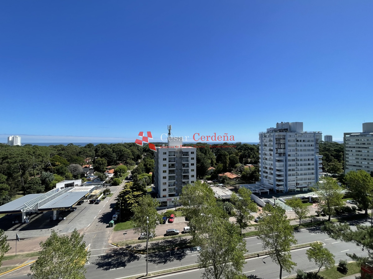 Apartamento ID.1935 - VENTA - APARTAMENTO DE 3 DORMITORIOS EN VENTA