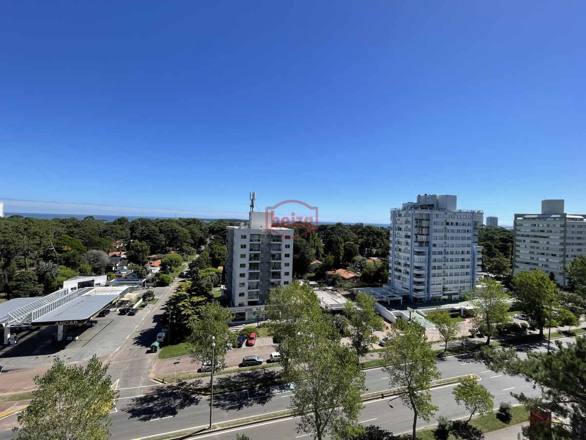 APARTAMENTO DE 3 DORMITORIOS EN VENTA - BZA166892A