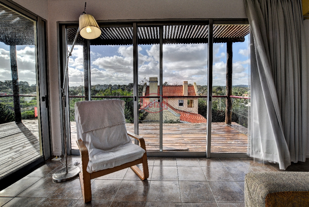 Casa ID.166315/Venta-de-Casa-de-4-dormitorios-en-La-Barra,-Punta-del-Este. - Venta de Casa 4 dormitorios en Portezuelo, Punta del Este.