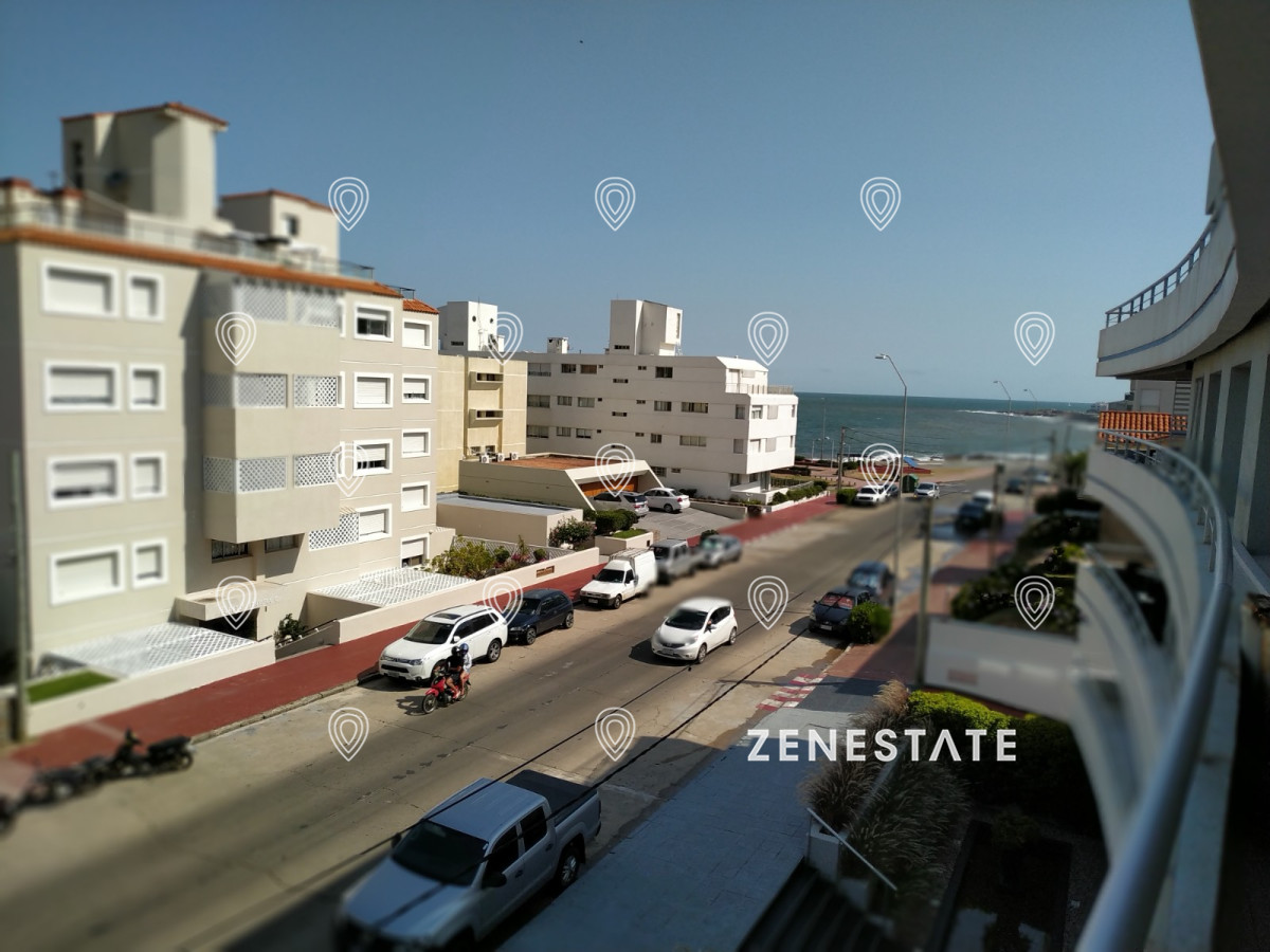 _00598 42448056Venta de Apartamento 3 dormitorios en Península, Punta del Este. - ZEN1771A