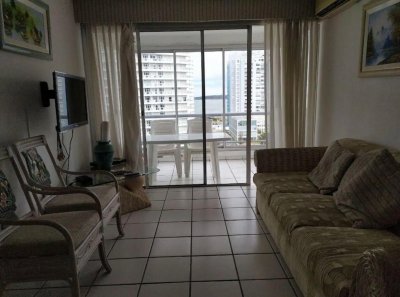 APARTAMENTO EN ALQUILER ANUAL