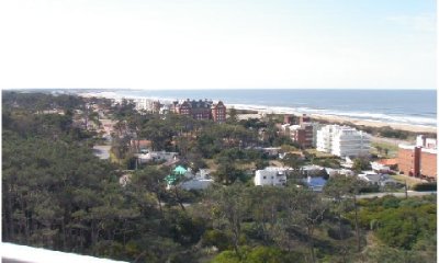 Venta de Apartamento 2 Dormitorios, Playa Brava, Punta del Este.