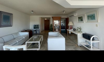 Venta de apartamento 3 dormitorios en Roosevelt, Punta del Este.