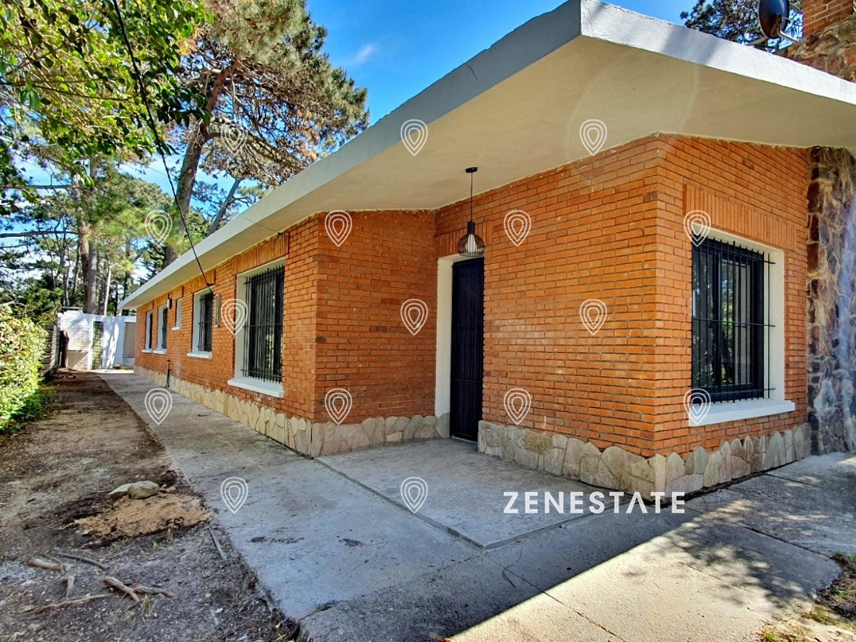 Venta de casa 2 dormitorios en Lugano - ZEN5089C