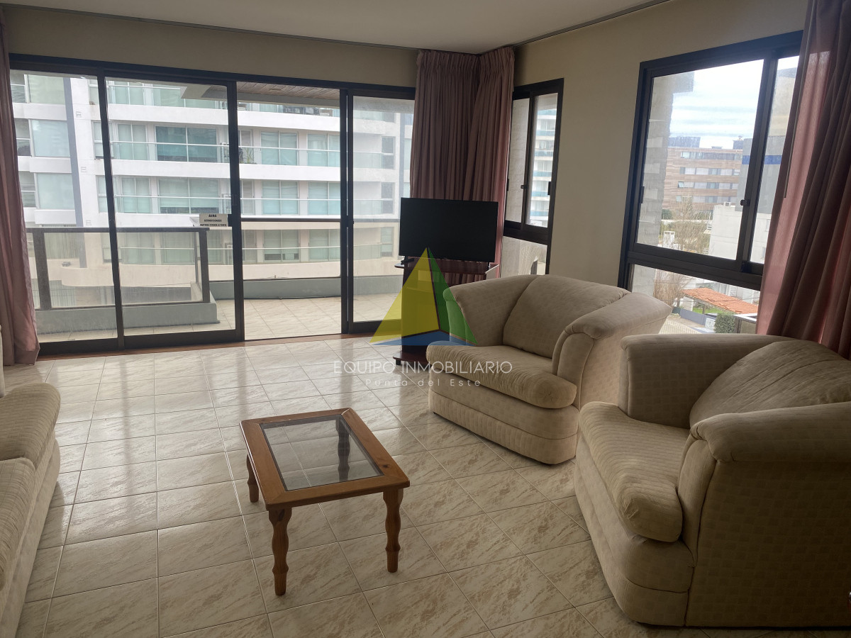 Brava - GoPunta - Portal Inmobiliario de Punta del Este - Maldonado