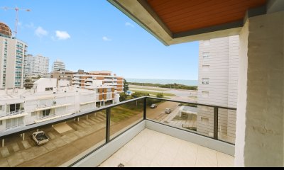 Vista al mar y ubicación inmejorable: ¡a metros de la playa!. REF: 8262 - Ref : EQP7611