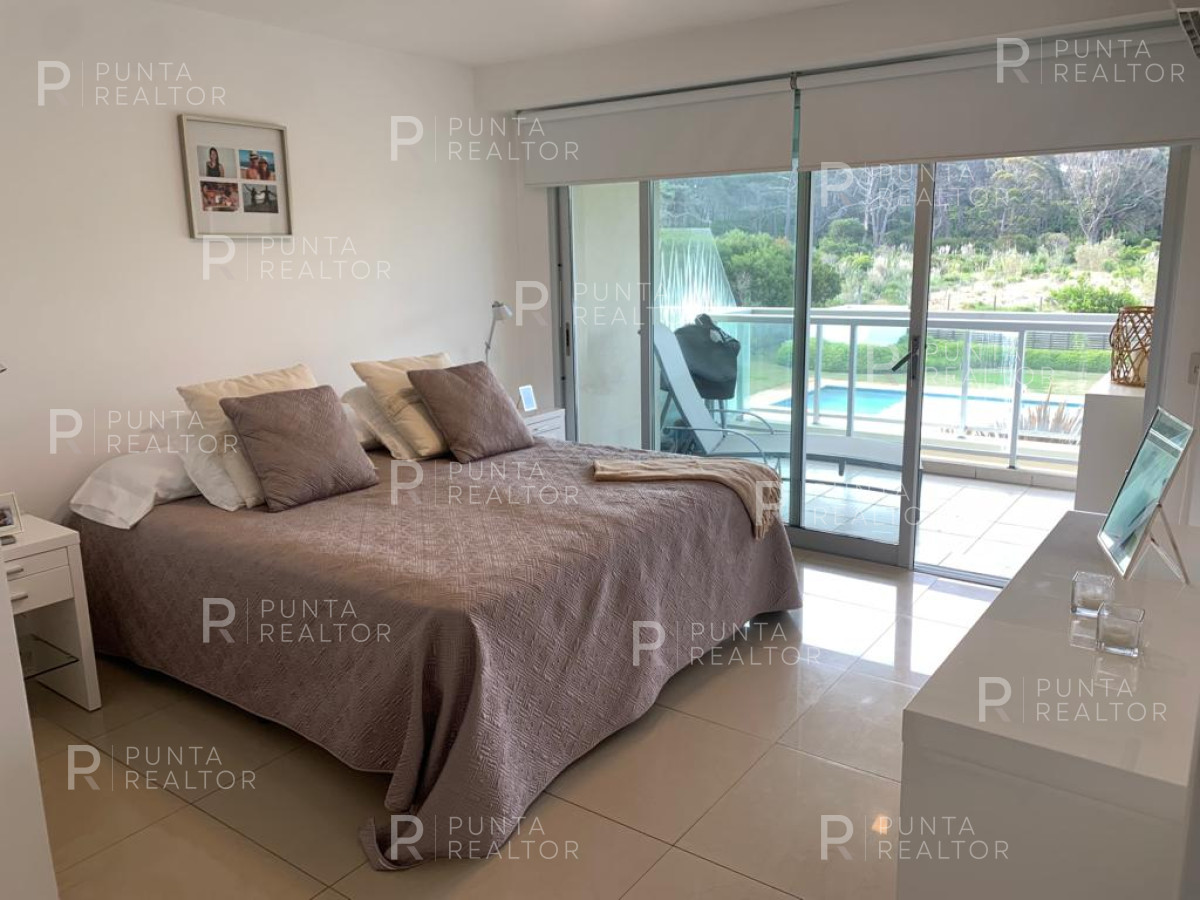 Apartamento ID.2245 - Departamento alquiler 3 dormitorios, Rincon del Indio, Punta del Este, Playa Brava, Uruguay